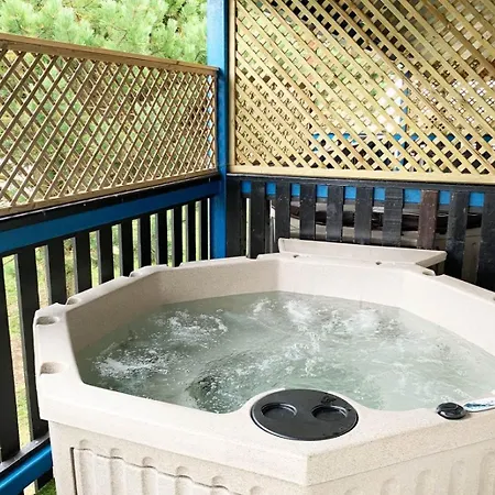 Rathlin Apartment - 2 Bedroom With Hot Tub Ballycastle Exterior photo